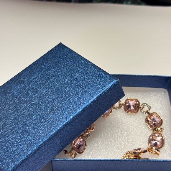 Pink Glass, White Aurora Borealis, and Austrian Crystal Bracelet in Rosetone - Picture 2 of 4